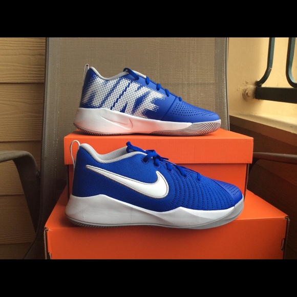 nike team hustle quick